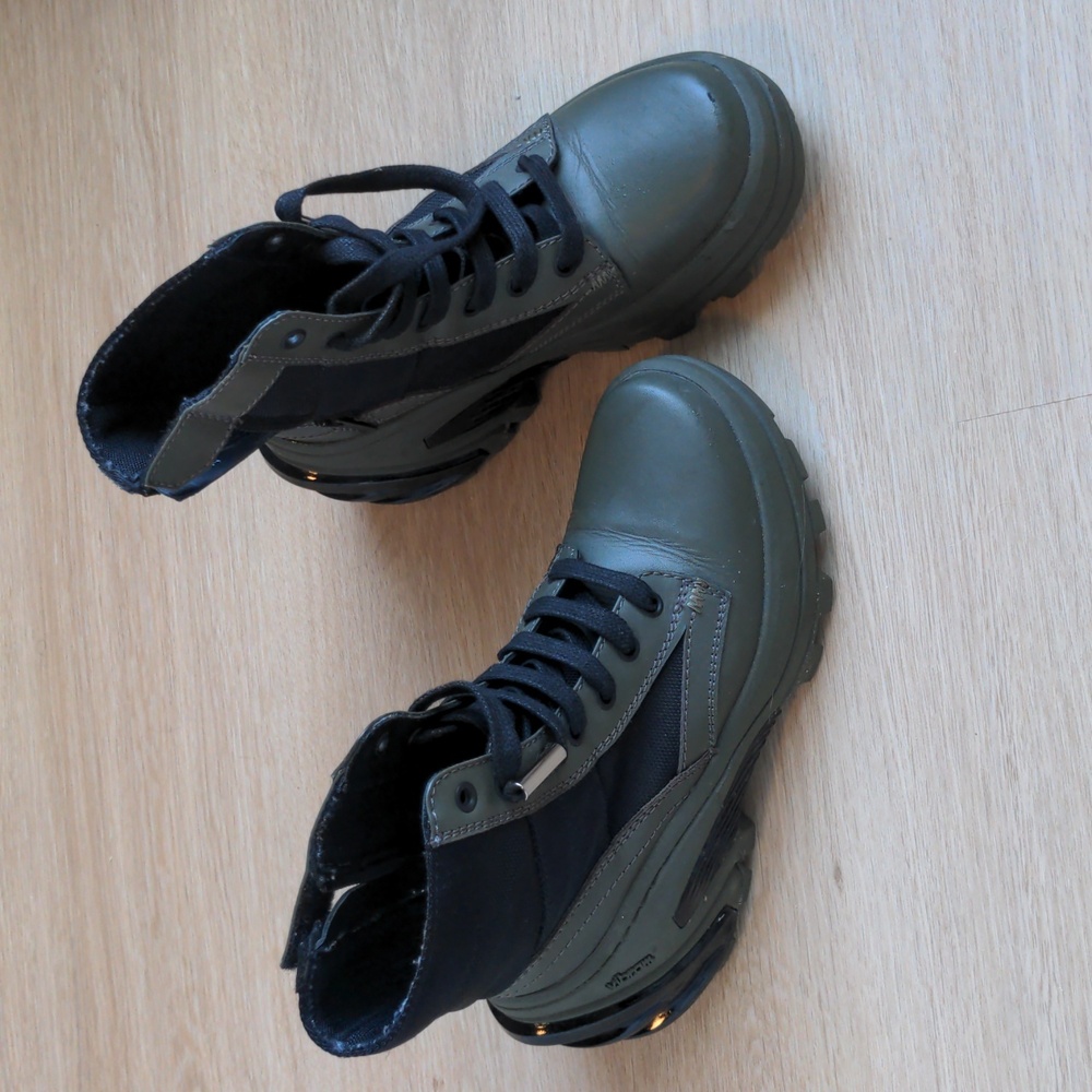 1017 ALYX 9SM Combat boots
